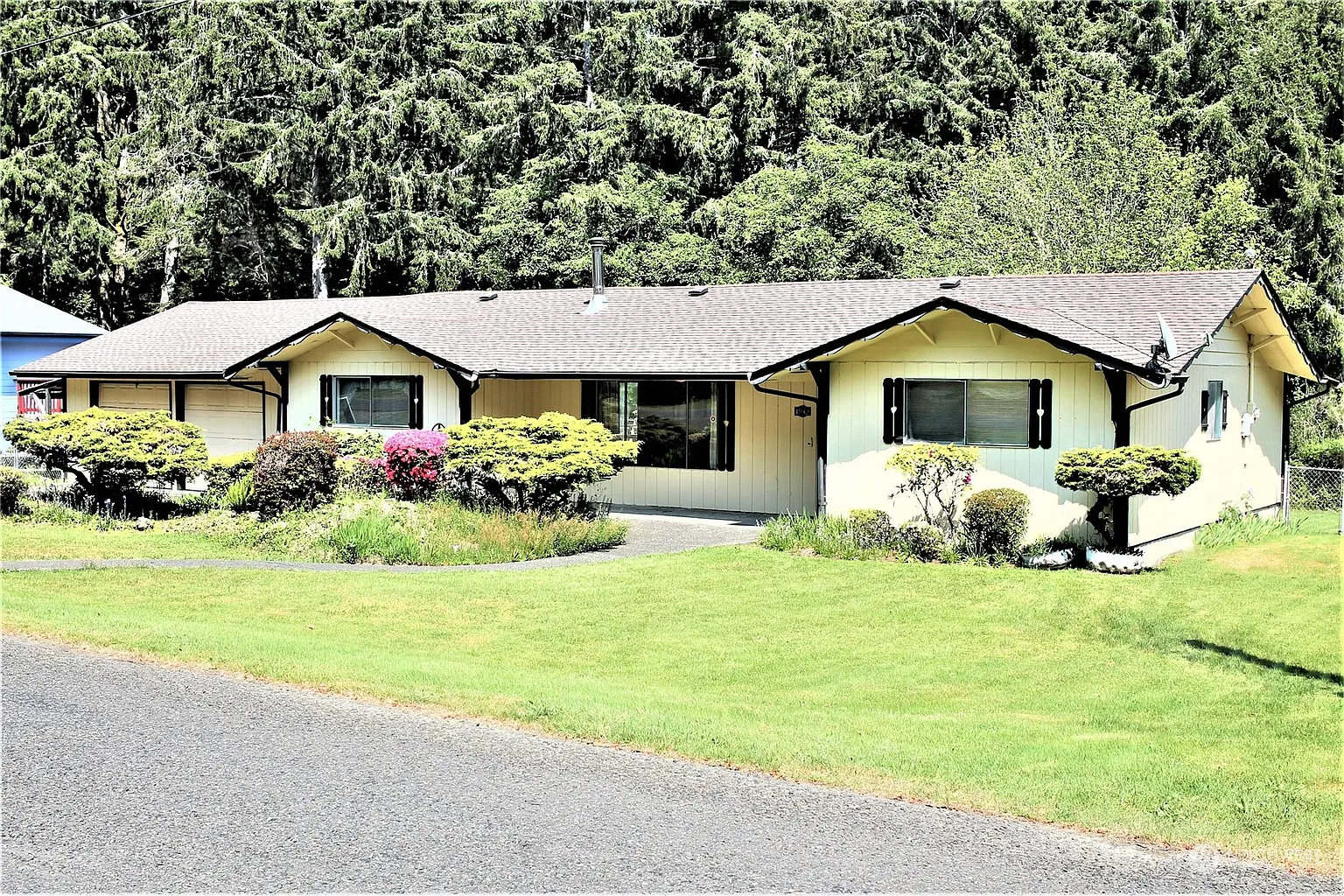 1932 S View Ridge Drive photo 1