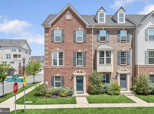 5300 Smiths Cove Ln, Greenbelt, MD 20770