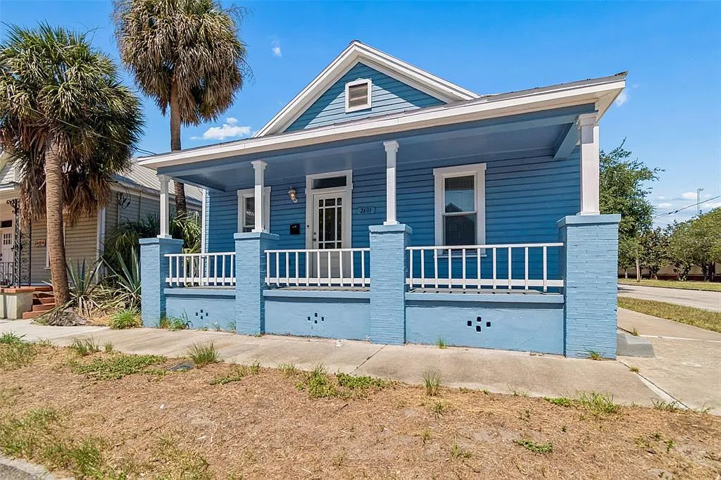 2 bed, 1000 sqft, $2,100 — Photo 1