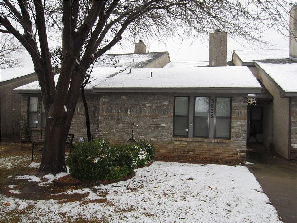 1st image of 3832 Crossroads Dr