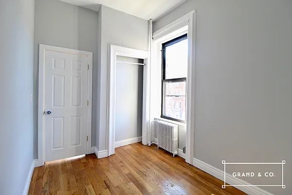 Rented by Grand & Co. | media 8