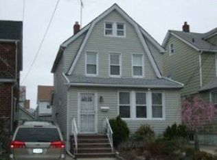 4832 203rd St, Oakland Gardens, NY