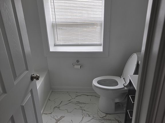 5th image of 1471 Little Ave