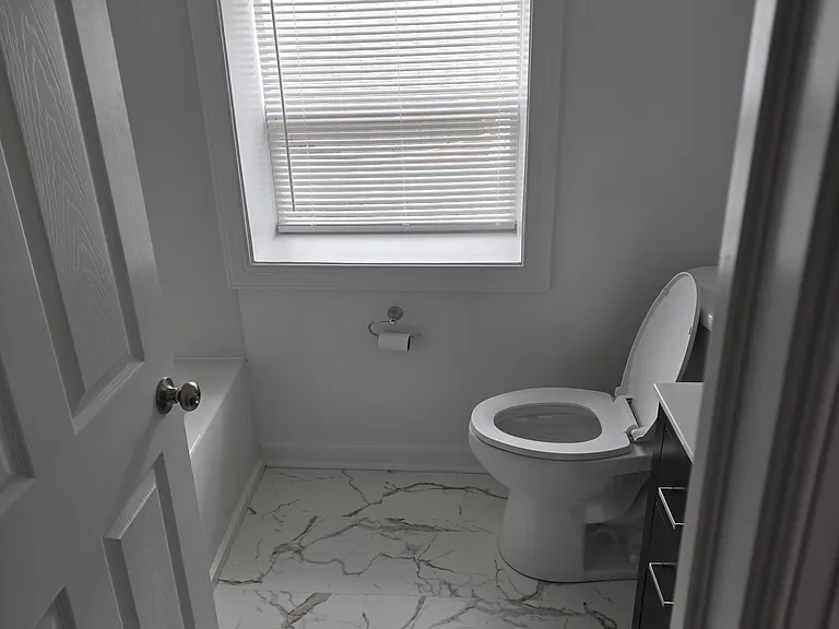 1471 Little Ave — Photo 5