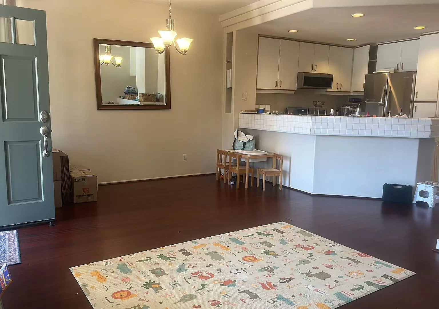2 bed, 2.5 bath, 1088 sqft, $3,500 — Photo 3