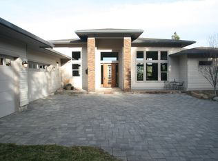 3373 NW Panorama Dr, Bend, OR