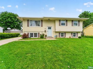2842 S 117th St, Omaha, NE 68144