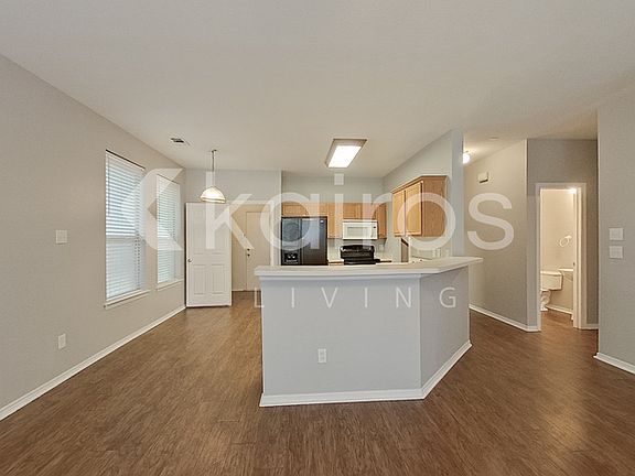 5th image of 5204 Paulie Dr
