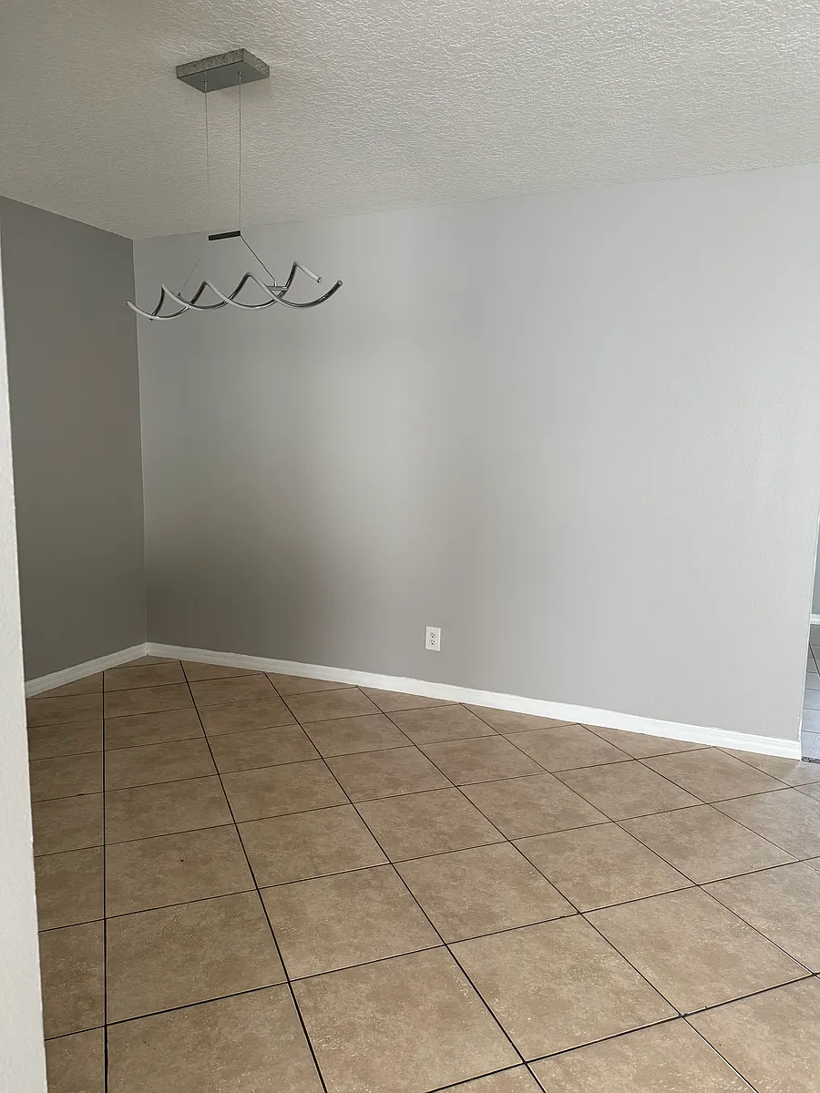 Building Photo - 2103 Cole Trl #2103