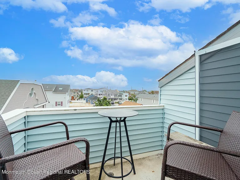 1713 Boulevard #7 — Photo 16