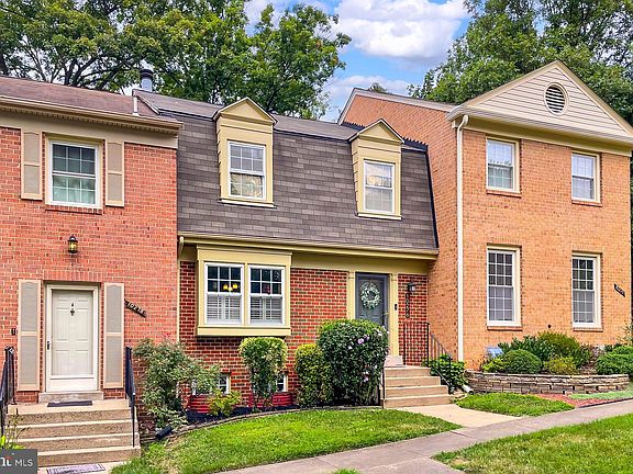 4th image of 10276 Friendship Ct