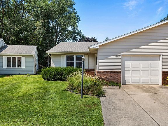 2nd image of 2135 Ivy Ct