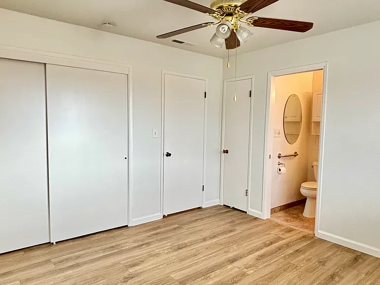 137 Argonaut St — Photo 12