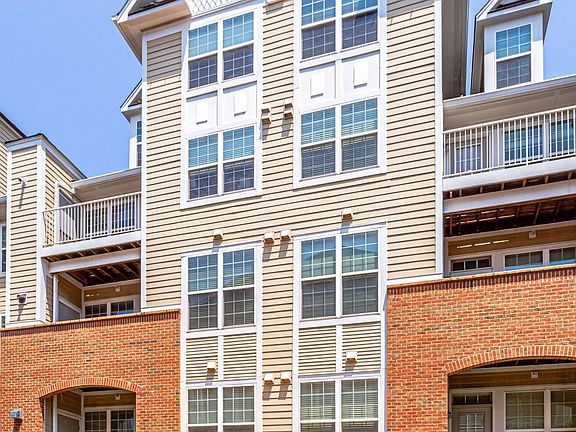 5th image of 2700 Bellforest Ct APT 404
