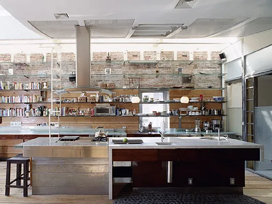 Sold by Sotheby's International Realty | media 18