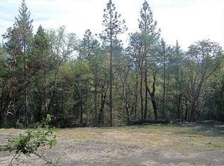 216 Pyle Dr, Grants Pass, OR 97527