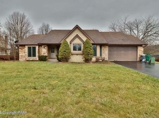 150 Indian Spring Dr, Stroudsburg, PA 18360