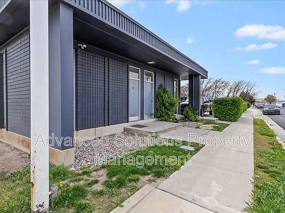 3rd image of 2330-2340 S Main St Unit 11