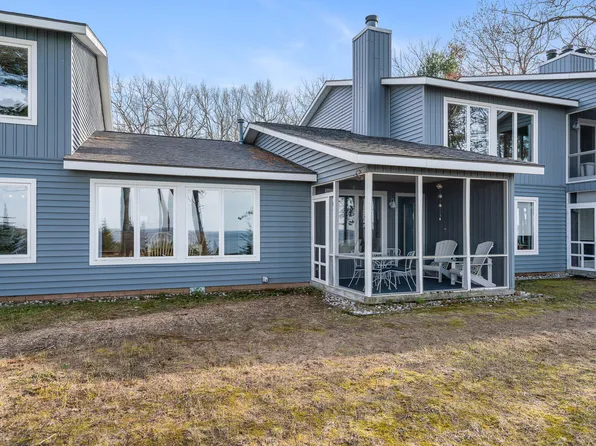 7842 W M 68 Hwy, Indian River, MI 49749