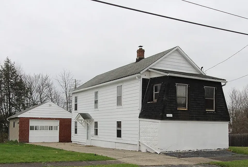 421 Hyatt Ave