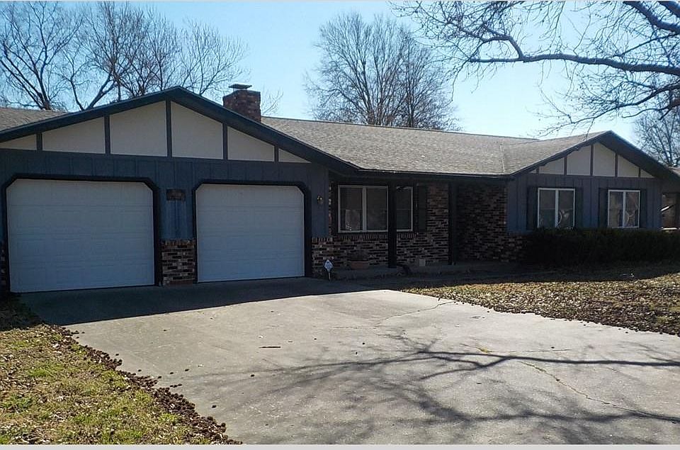 1st image of 307 Centennial Ave