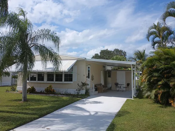 5 Violetta Lane, Port St Lucie, FL 34952