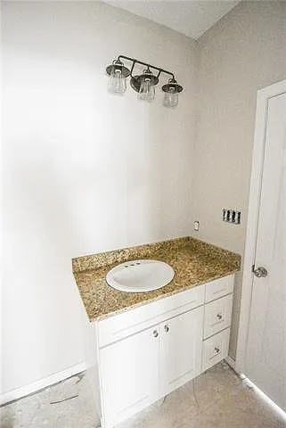 12213 Sydney Square Dr #7 — Photo 7