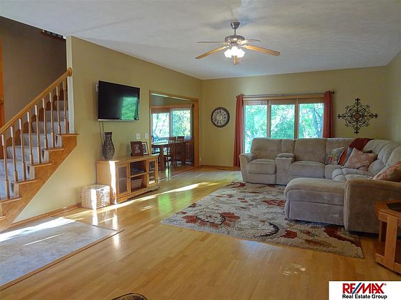 5th image of 7007 S 151st St