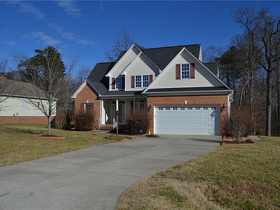 3rd image of 8326 Richardsonwood Rd