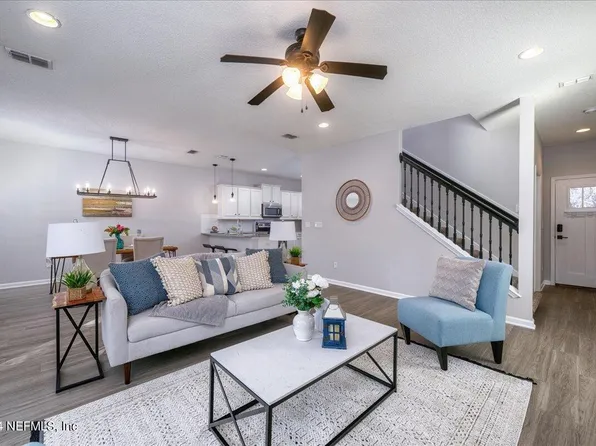 4654 ATTLEBORO Street, Jacksonville, FL 32205