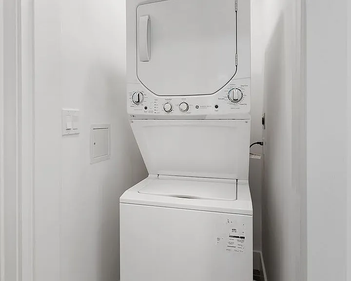 1555 Oak St #850R — Photo 25
