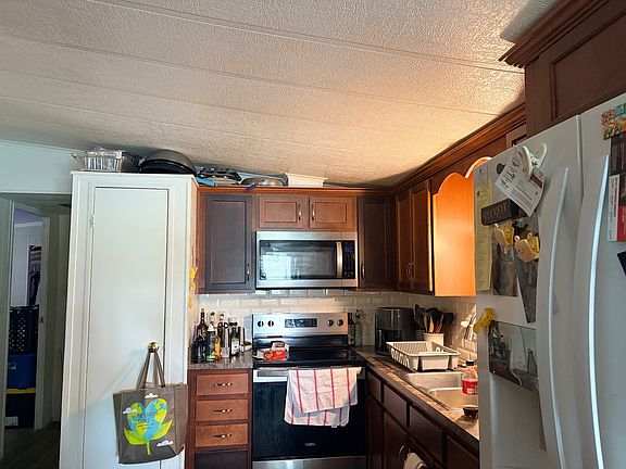 4th image of 5390 A 16 Hart Rd #A-16