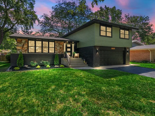 17133 Kenwood Ave, South Holland, IL 60473