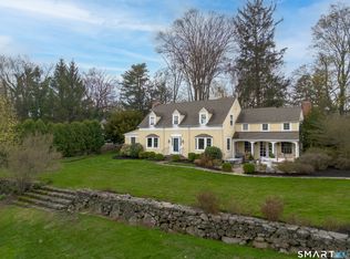 3 Holmewood Ln, New Canaan, CT 06840