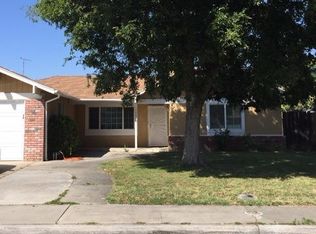 1094 Amberwood Ln, Turlock, CA 95380