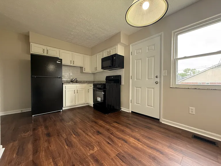 6155 Laurelwood Ct #6155 — Photo 3