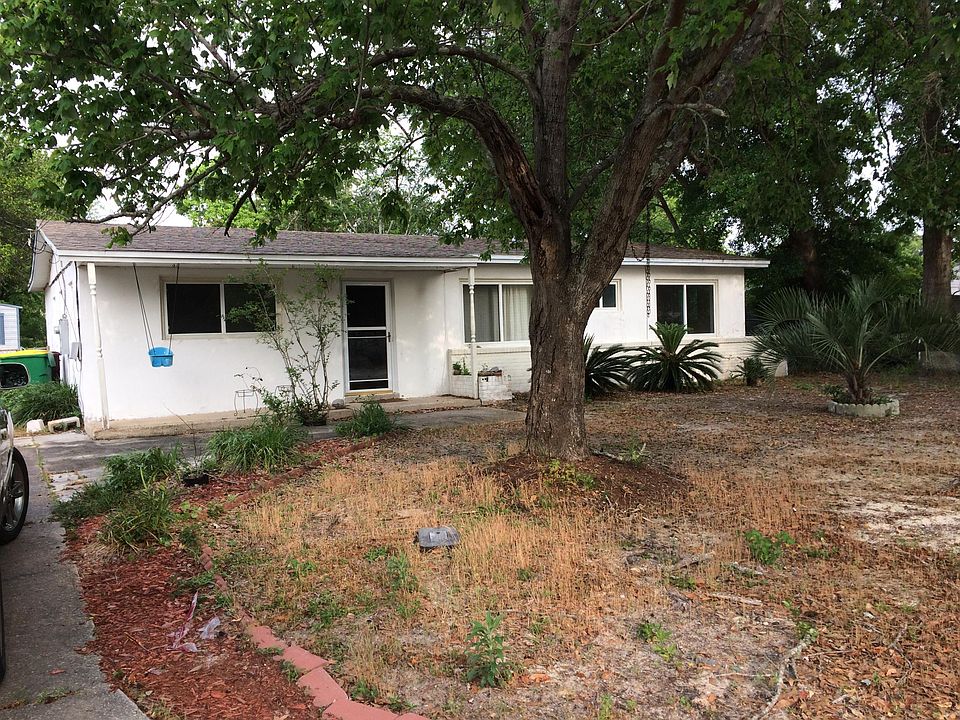 1st image of 340 Argyle Ct