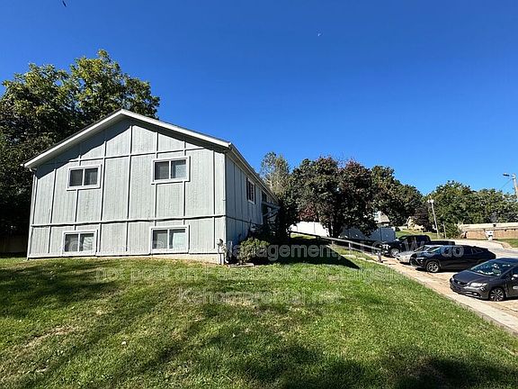 3rd image of 4719 Switzer Rd