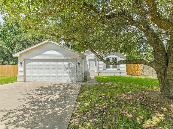 2nd image of 16222 Wild Oak Ln