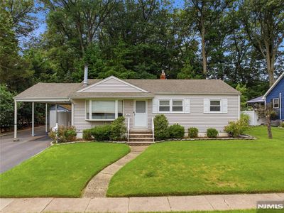 320 Ridgewood Blvd North, Township Of Washington, NJ, 07676