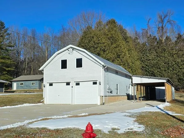 4322 Ellis STREET, Manitowoc, WI 54220