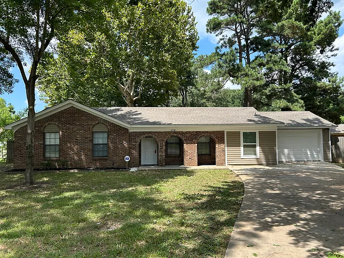 2750 Norwood Cv
