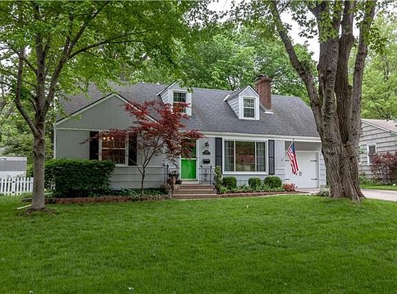 2nd image of 7346 Rosewood Dr
