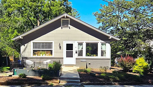 21 Majestic Ave Photo 1