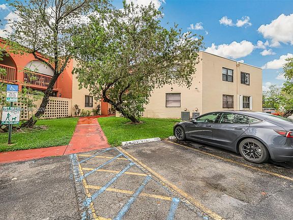 3rd image of 10245 NW 9th Street Cir APT 102-9