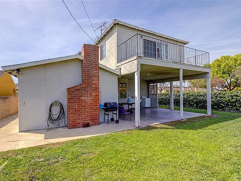 9403 Carron Dr — Photo 30