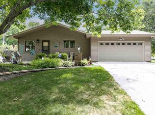 901 20th Ave, Coralville, IA 52241