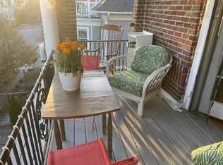 154 Irving Ave APT 3, Providence, RI 02906