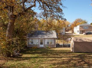 914 N Cleveland Ave W, Sand Springs, OK 74063