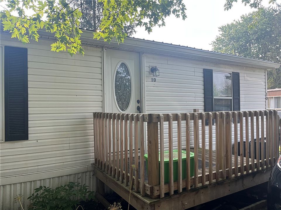 1st image of 10 Creekview Cir